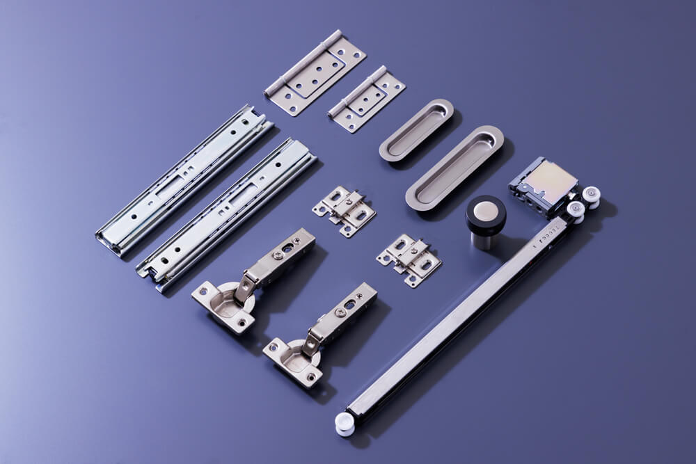 木材・金物販売に対応